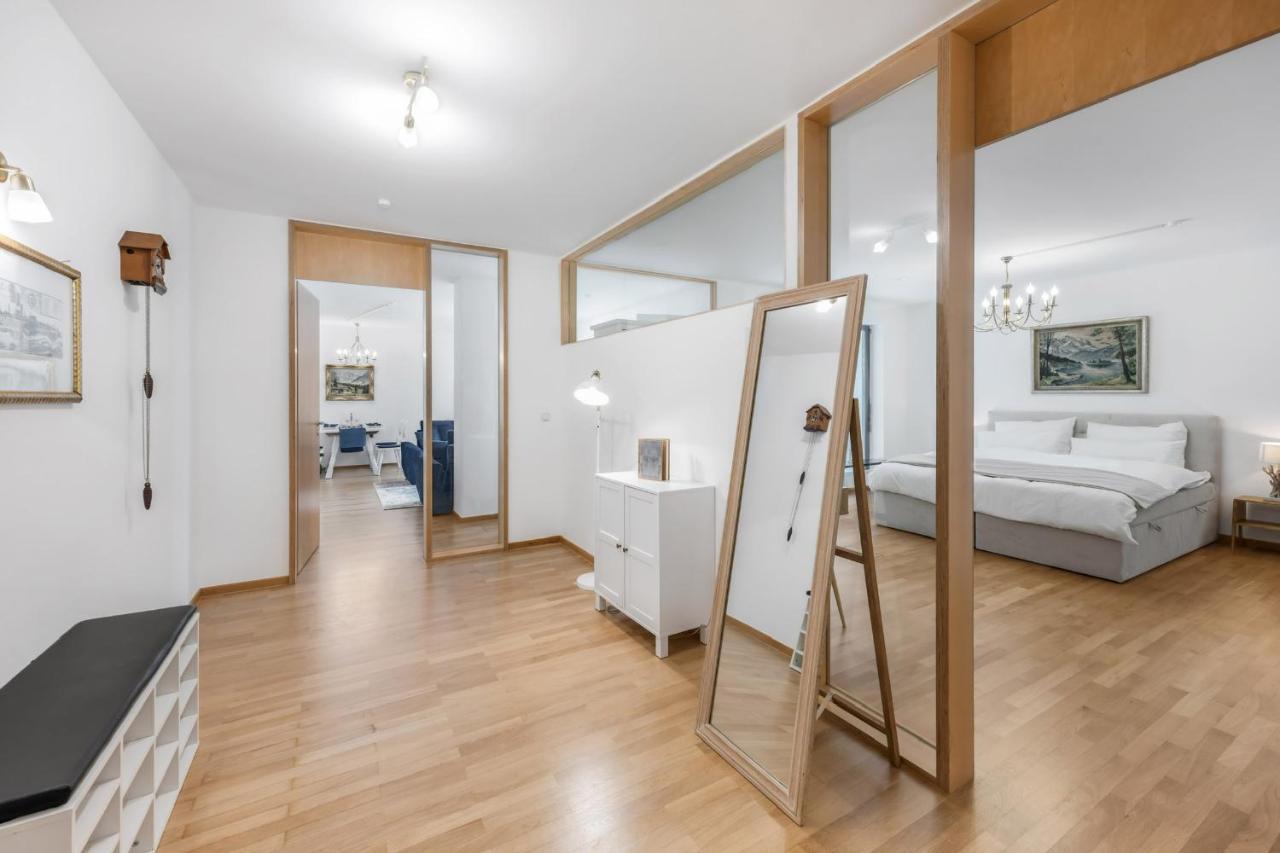 Zwei Zimmer Wohnung Im Stadtzentrum Mit Tiefgaragenplatz Munchen Bagian luar foto
