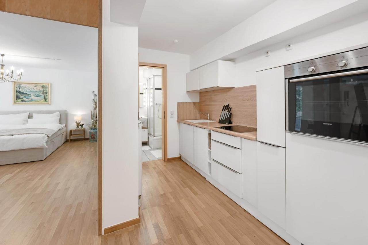 Zwei Zimmer Wohnung Im Stadtzentrum Mit Tiefgaragenplatz Munchen Bagian luar foto