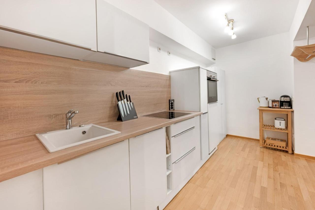 Zwei Zimmer Wohnung Im Stadtzentrum Mit Tiefgaragenplatz Munchen Bagian luar foto